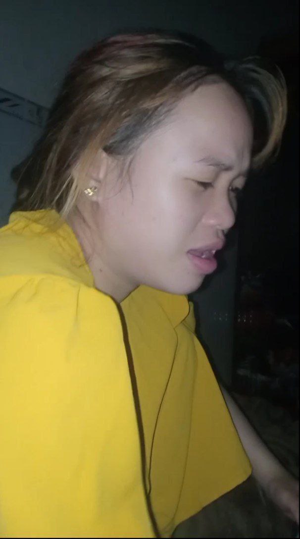 Bất ngờ chịch má kế từ phía sau vì cặp mông quá hấp dẫn